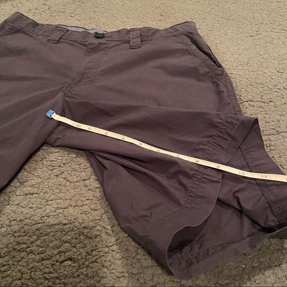 Columbia Grey Shorts  - Picture 4 of 7